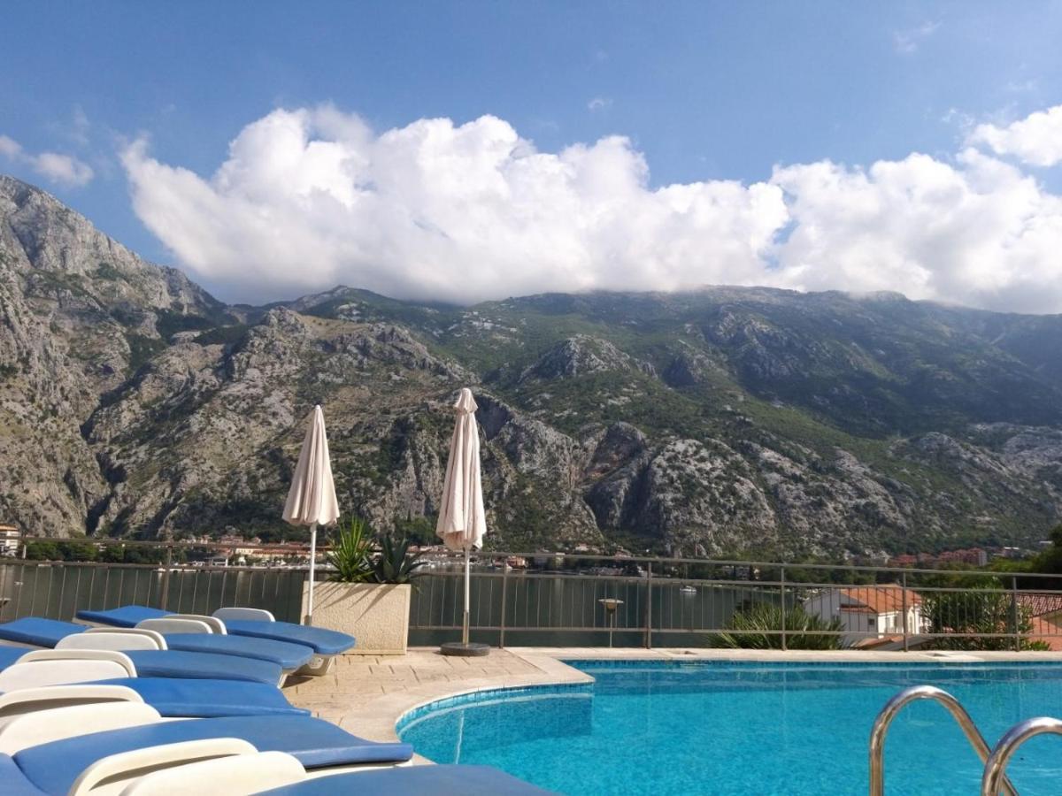 Radiant Appartement Kotor Buitenkant foto