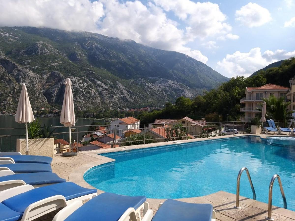 Radiant Appartement Kotor Buitenkant foto