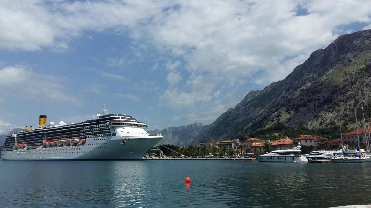 Radiant Appartement Kotor Buitenkant foto
