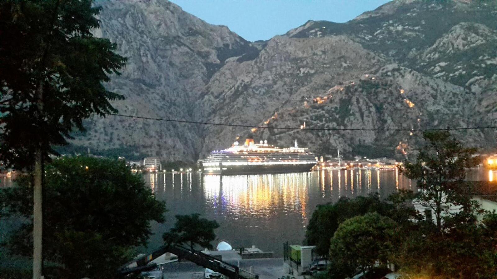 Radiant Appartement Kotor Buitenkant foto
