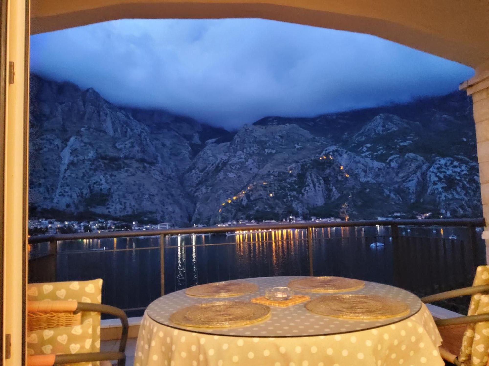 Radiant Appartement Kotor Buitenkant foto
